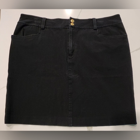 Chaps Black Dress Career Straight Skirt Stretch Pockets Gold Button Women's 14 - Picture 1 of 11